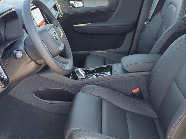 new 2025 Volvo XC40 car, priced at $50,000