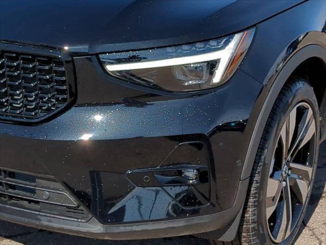 new 2025 Volvo XC40 car, priced at $50,000