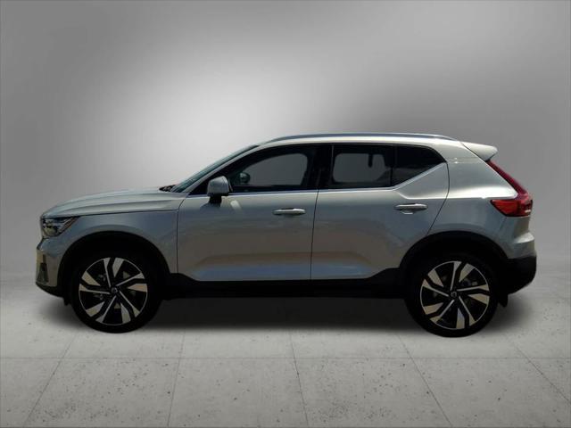 new 2024 Volvo XC40 car, priced at $44,439