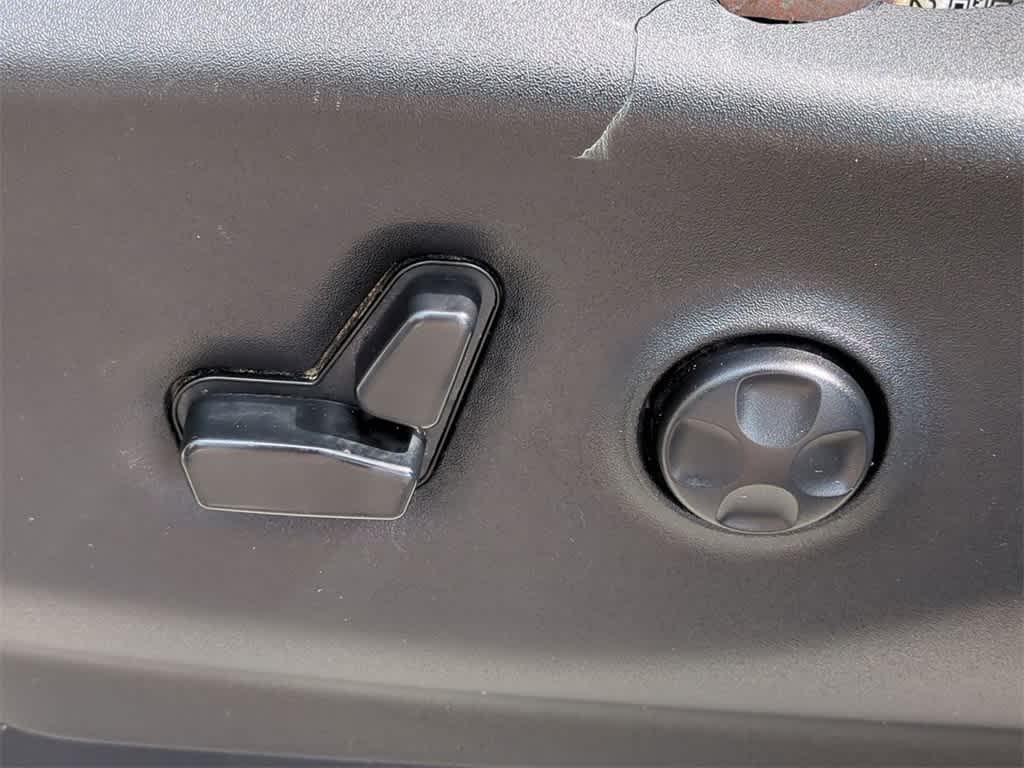 used 2019 Chrysler Pacifica car, priced at $12,277