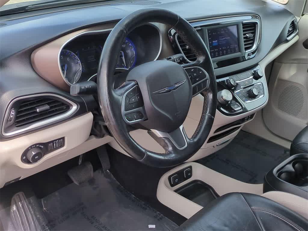 used 2019 Chrysler Pacifica car, priced at $12,277