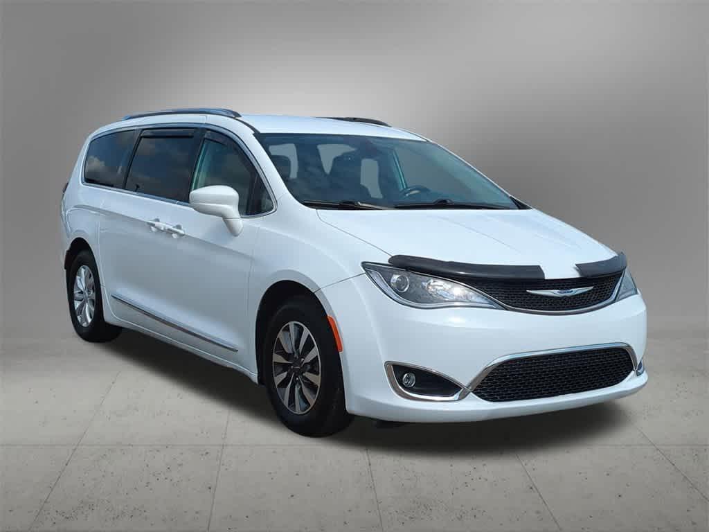 used 2019 Chrysler Pacifica car, priced at $12,277