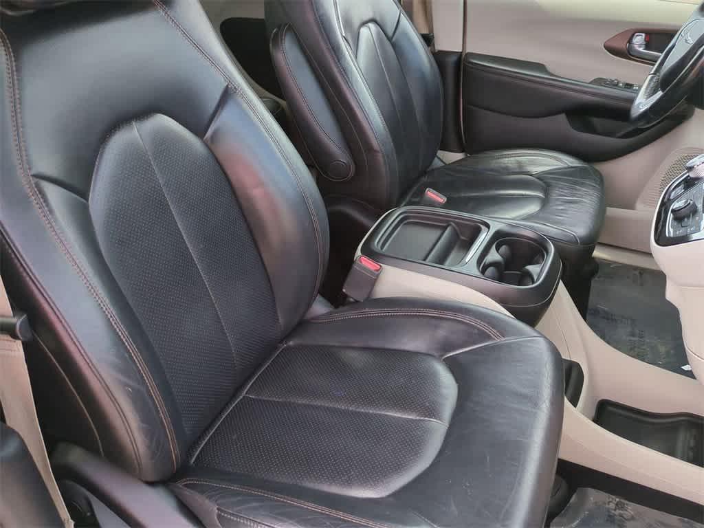 used 2019 Chrysler Pacifica car, priced at $12,277