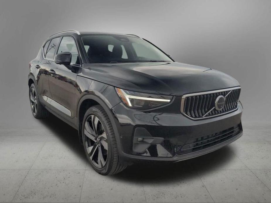 new 2024 Volvo XC40 car, priced at $47,889