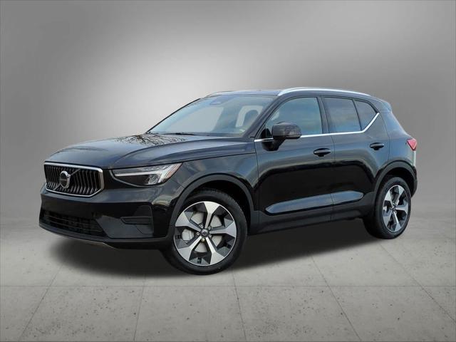 new 2025 Volvo XC40 car, priced at $46,015