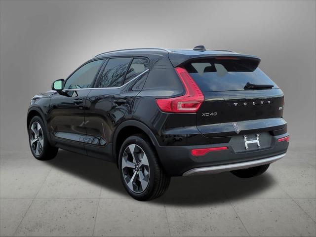 new 2025 Volvo XC40 car, priced at $46,015