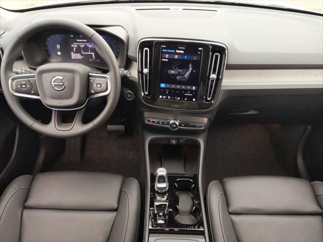 new 2025 Volvo XC40 car, priced at $49,810