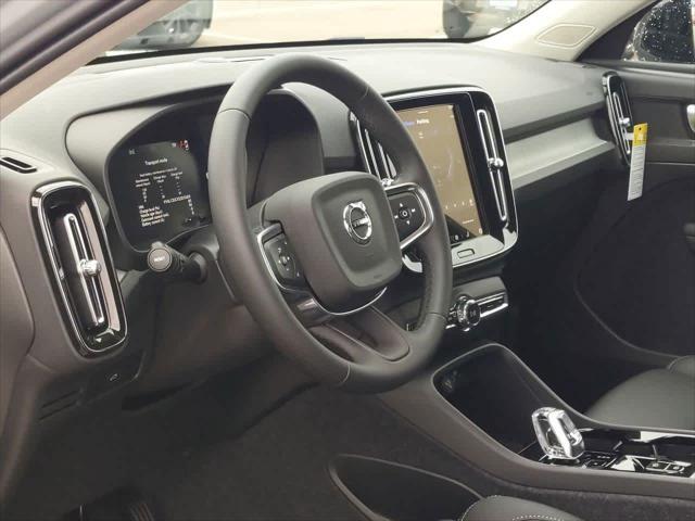 new 2025 Volvo XC40 car, priced at $49,810