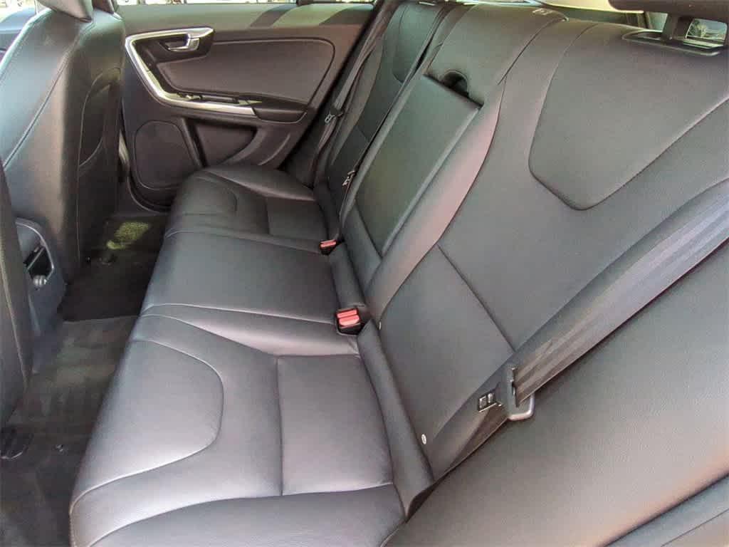 used 2018 Volvo V60 Cross Country car, priced at $18,777
