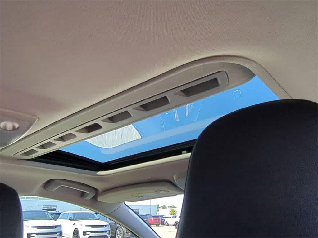 used 2018 Volvo V60 Cross Country car, priced at $18,777
