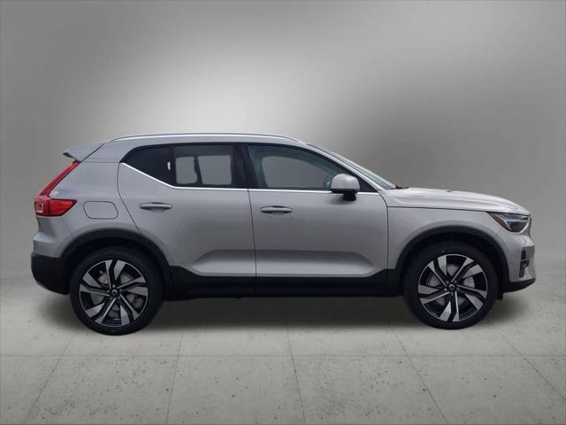 new 2025 Volvo XC40 car, priced at $52,235