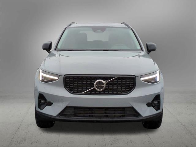 new 2025 Volvo XC40 car, priced at $49,790