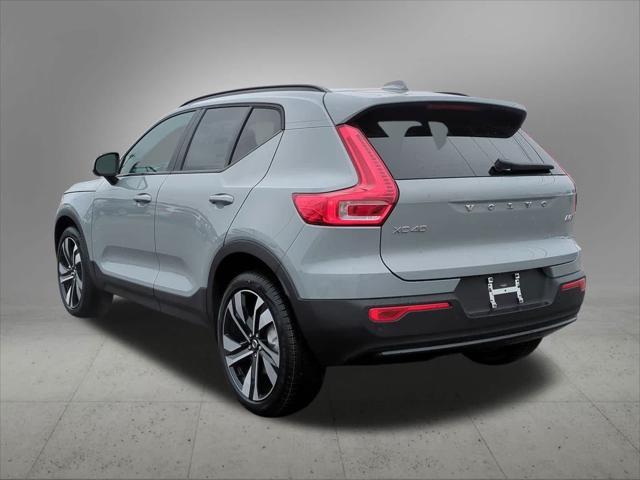 new 2025 Volvo XC40 car, priced at $49,790