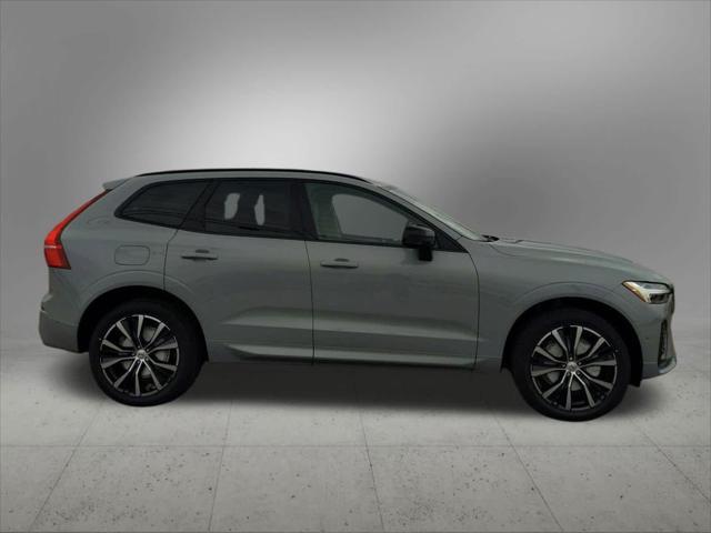 new 2025 Volvo XC60 car, priced at $52,900