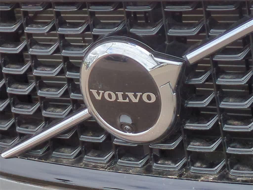 new 2025 Volvo XC60 Plug-In Hybrid car, priced at $64,000