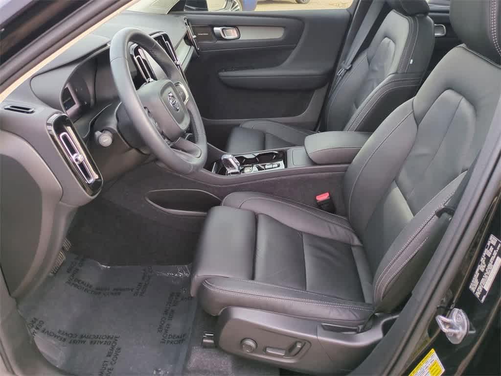 used 2023 Volvo XC40 car, priced at $31,777