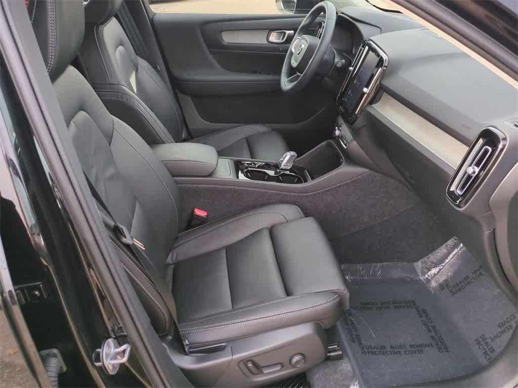 used 2023 Volvo XC40 car, priced at $31,777