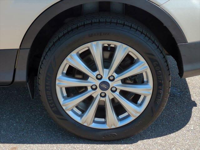 used 2017 Ford Escape car, priced at $13,450