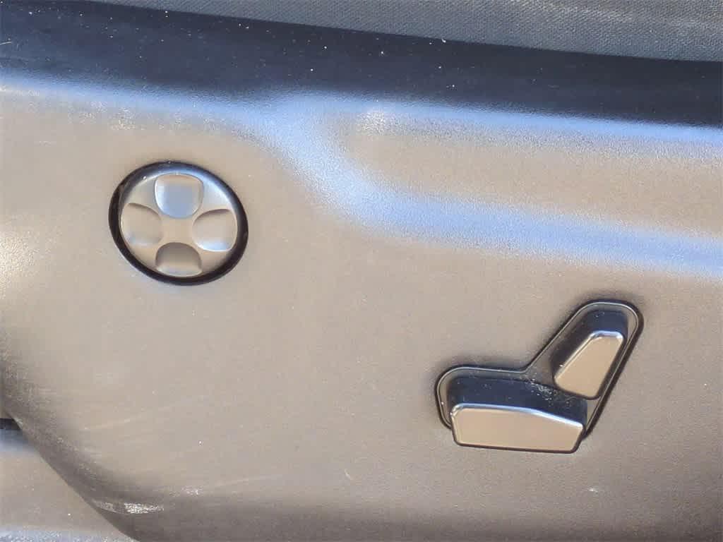 used 2015 Jeep Grand Cherokee car, priced at $11,777