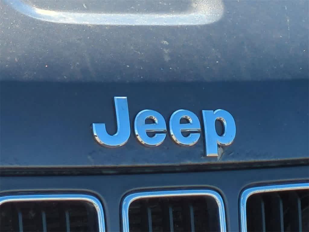 used 2015 Jeep Grand Cherokee car, priced at $11,777