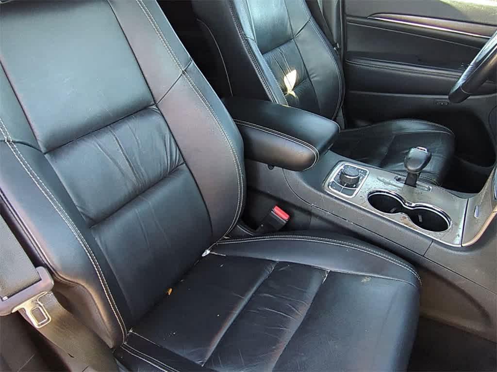 used 2015 Jeep Grand Cherokee car, priced at $11,777