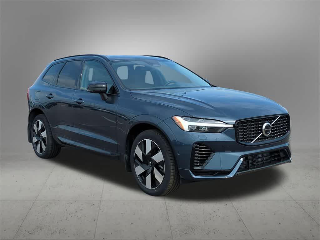 new 2025 Volvo XC60 Plug-In Hybrid car, priced at $66,235