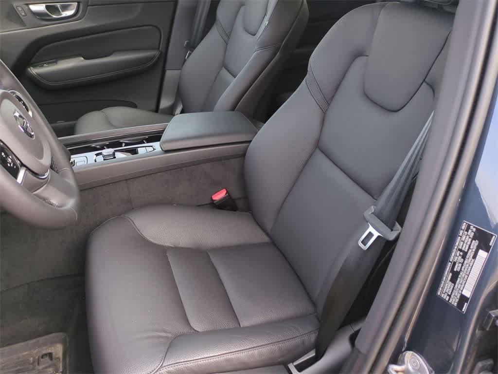 new 2025 Volvo XC60 Plug-In Hybrid car, priced at $66,235