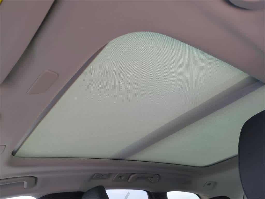 new 2025 Volvo XC60 Plug-In Hybrid car, priced at $66,235