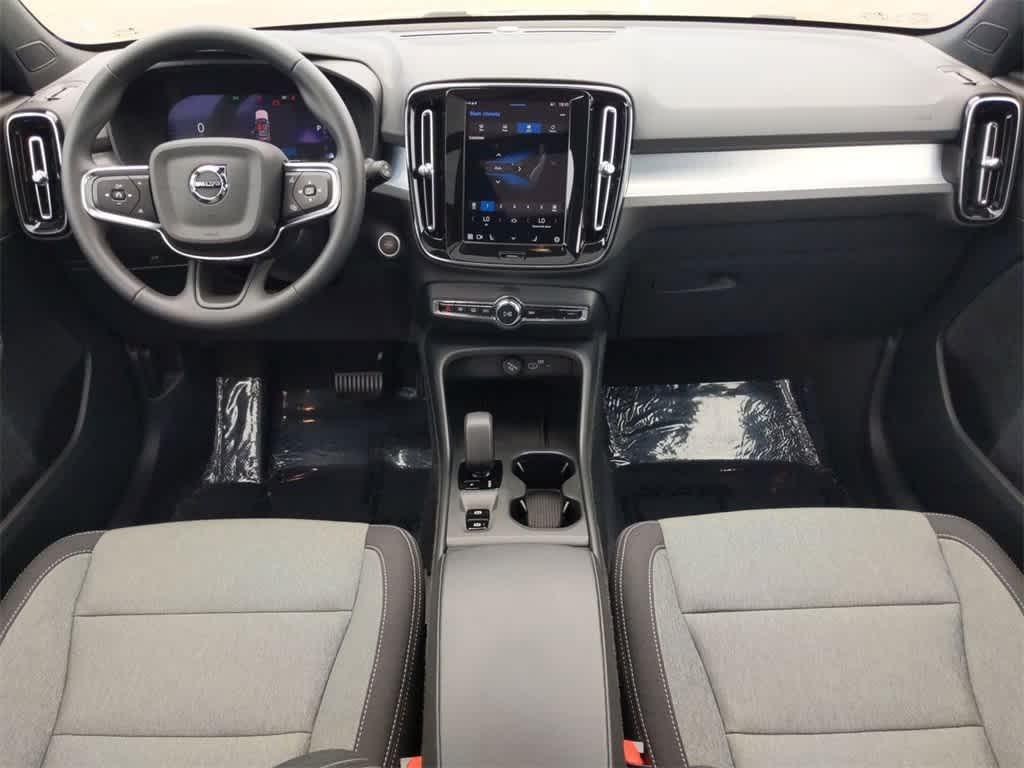 used 2025 Volvo XC40 car, priced at $34,498