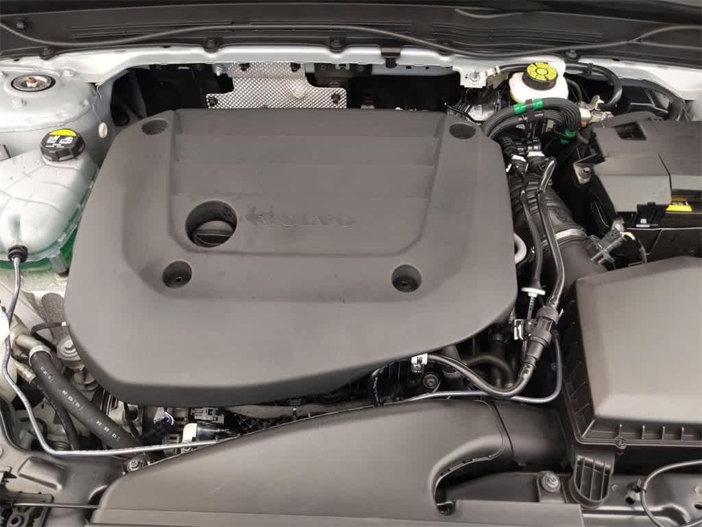 used 2025 Volvo XC40 car, priced at $34,498