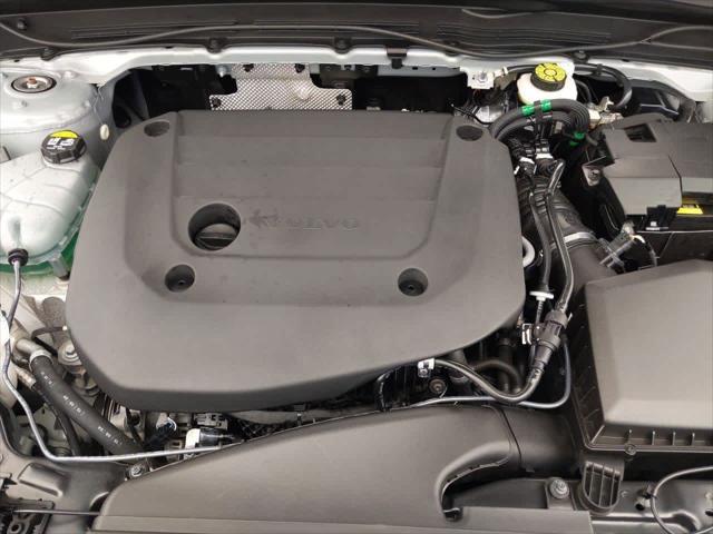used 2025 Volvo XC40 car, priced at $38,589