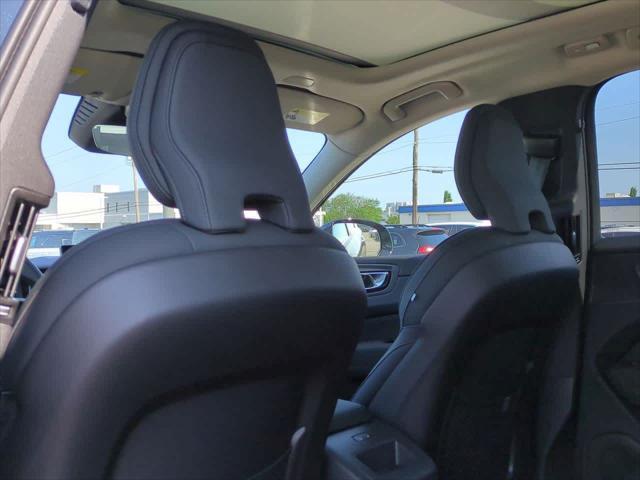 new 2026 Volvo XC60 car, priced at $57,985