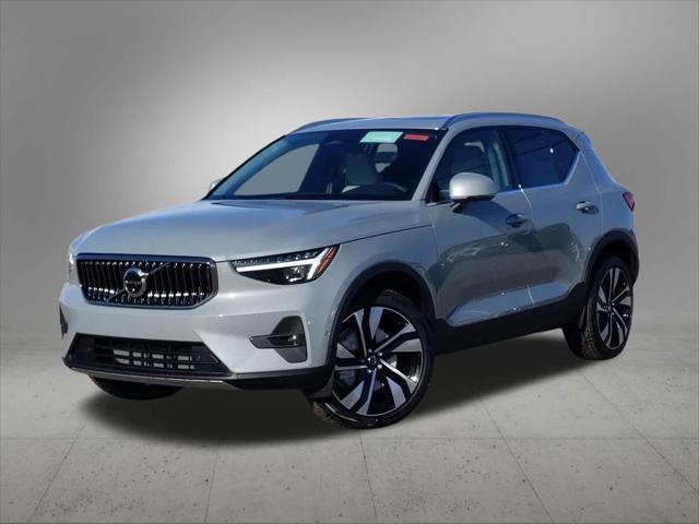 new 2025 Volvo XC40 car, priced at $49,790