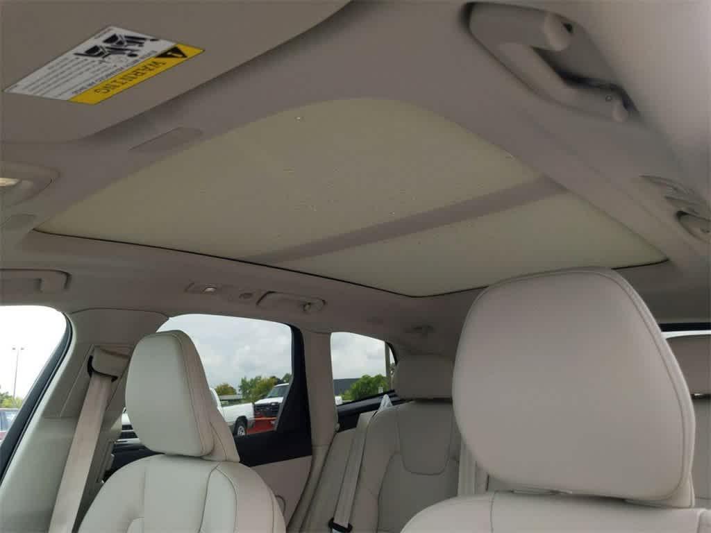 used 2025 Volvo XC60 Plug-In Hybrid car, priced at $60,562