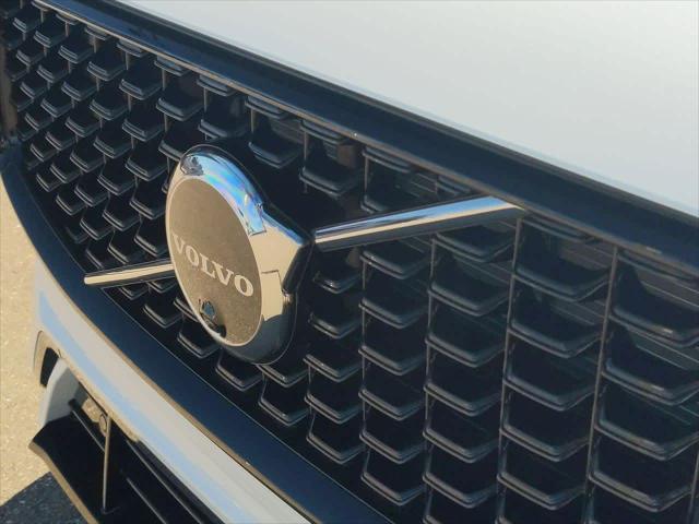 new 2025 Volvo XC60 car, priced at $53,400