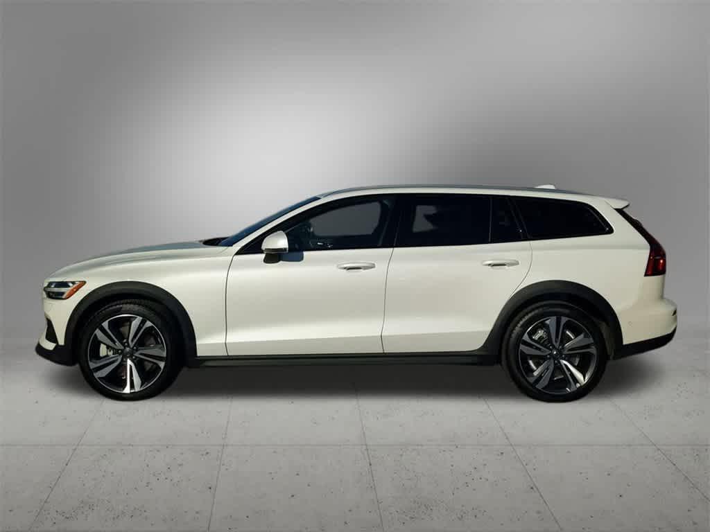 used 2025 Volvo V60 Cross Country car, priced at $52,995