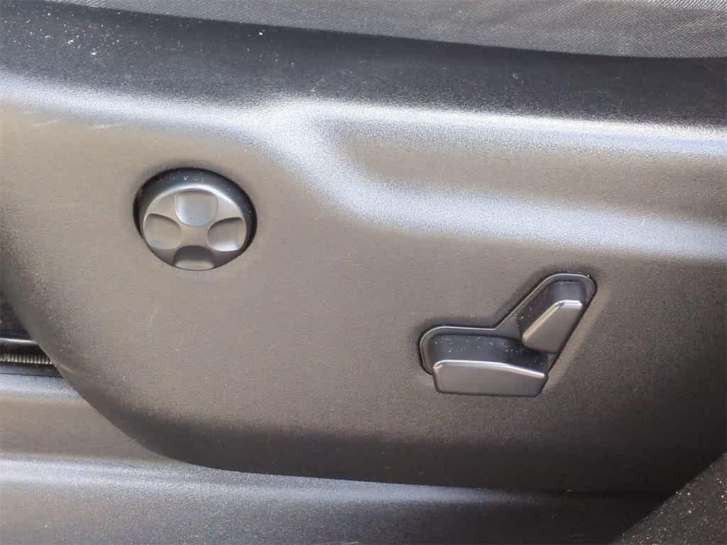 used 2014 Jeep Grand Cherokee car, priced at $6,777