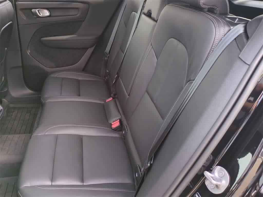 new 2025 Volvo XC40 car, priced at $48,956