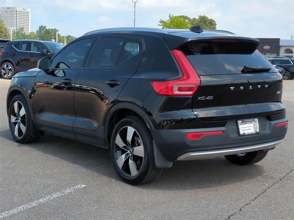 used 2021 Volvo XC40 car, priced at $21,664