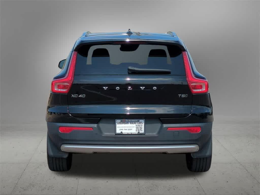 used 2021 Volvo XC40 car, priced at $21,664