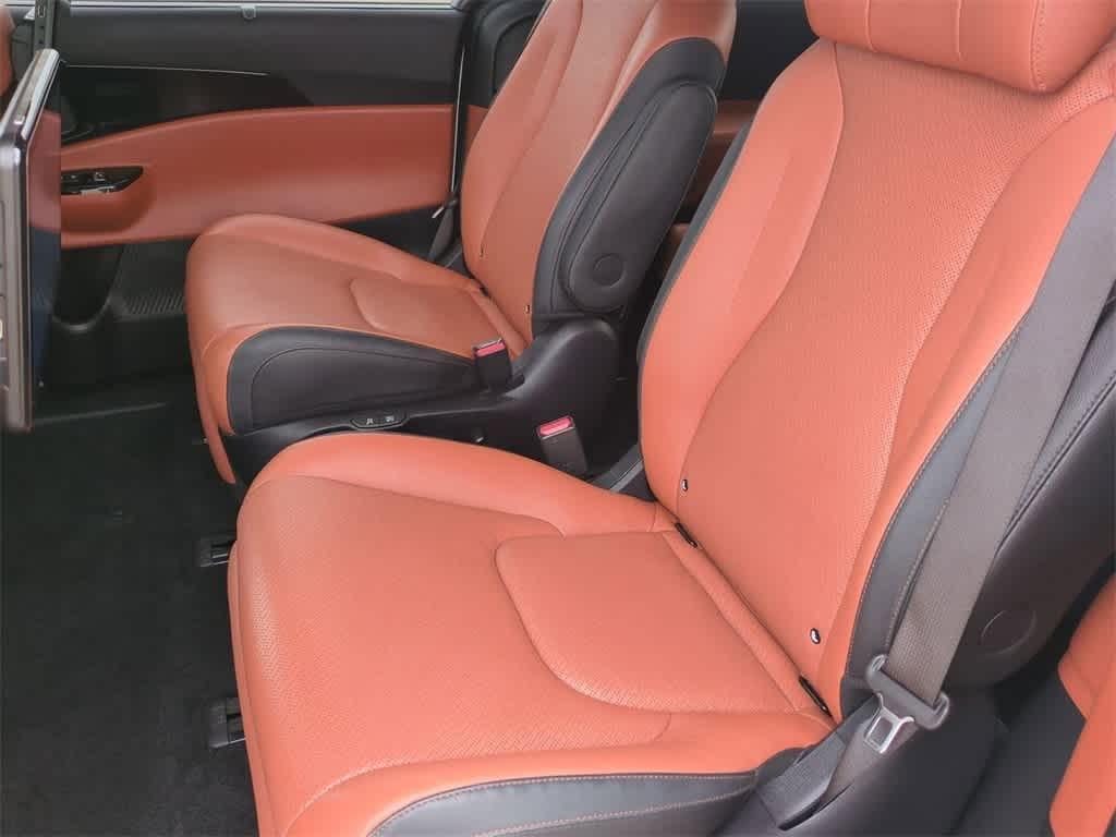 used 2024 Kia Carnival car, priced at $40,977