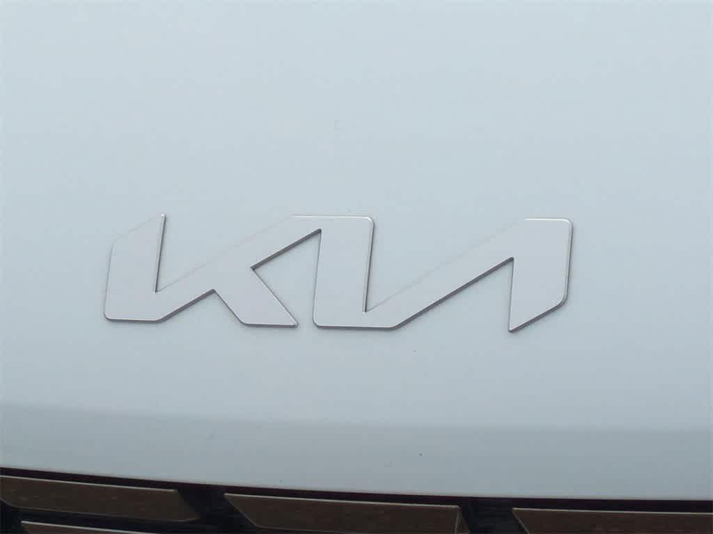used 2024 Kia Carnival car, priced at $40,977