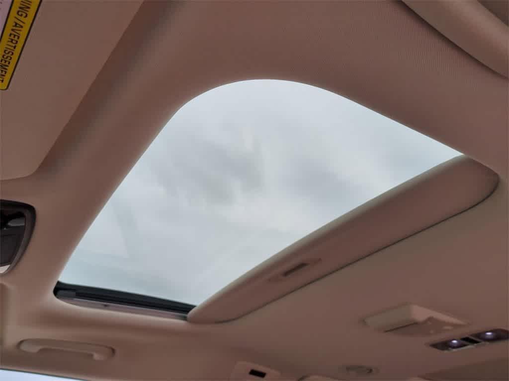 used 2024 Kia Carnival car, priced at $40,977