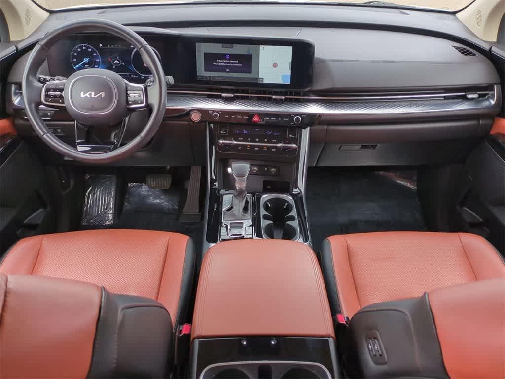 used 2024 Kia Carnival car, priced at $40,977