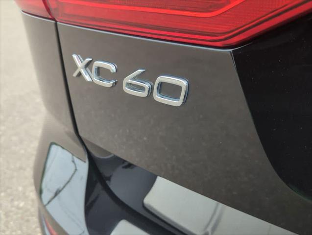 used 2022 Volvo XC60 car, priced at $38,947