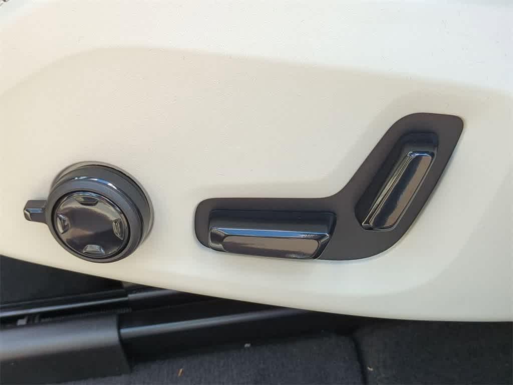 new 2026 Volvo XC60 Plug-In Hybrid car, priced at $76,050