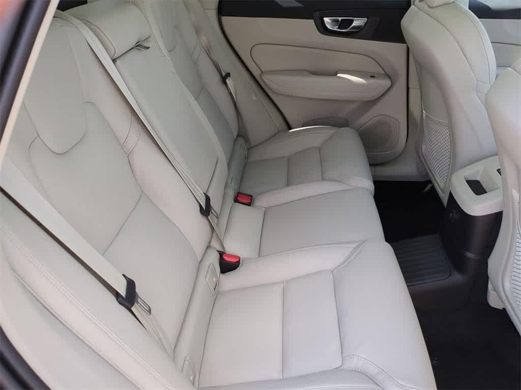 new 2026 Volvo XC60 Plug-In Hybrid car, priced at $76,050