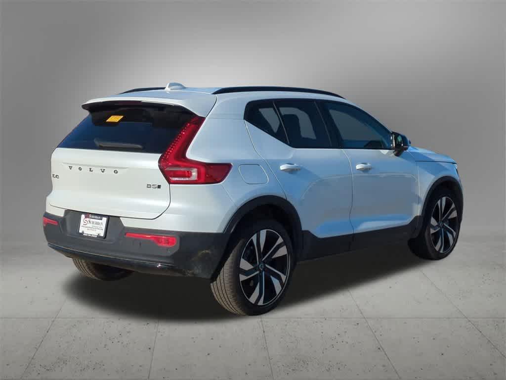 used 2023 Volvo XC40 car, priced at $34,477