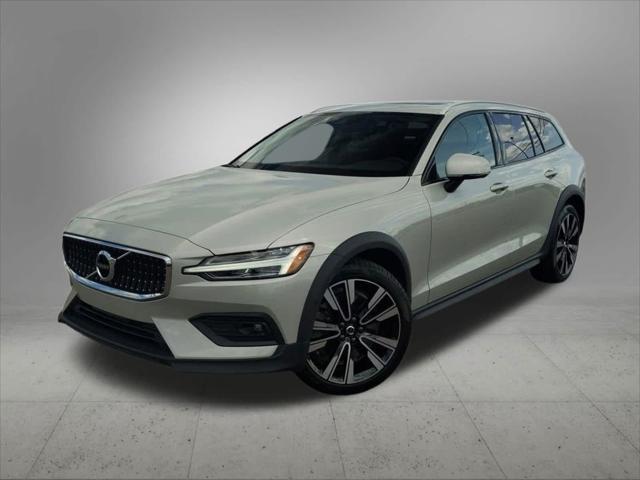 used 2021 Volvo V60 Cross Country car, priced at $34,724