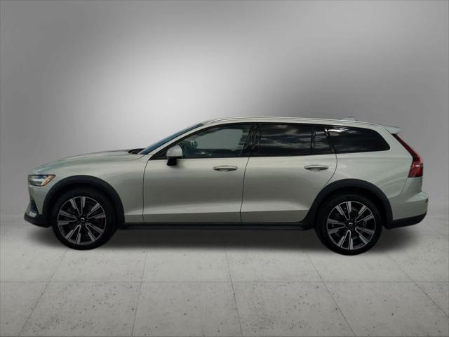 used 2021 Volvo V60 Cross Country car, priced at $34,724